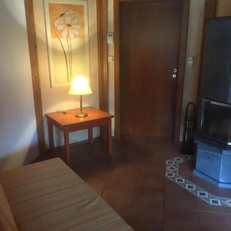 Wh Hotels Ferienwohnung Waldluststrasse 招待所 *